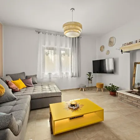 بيت للعطل Family Friendly House With A Swimming Pool - 24669 روفينج